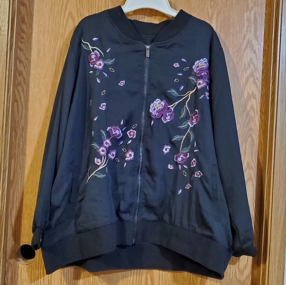 DG2 Diane Gilman floral embroidered jacket - Picture 2 of 11